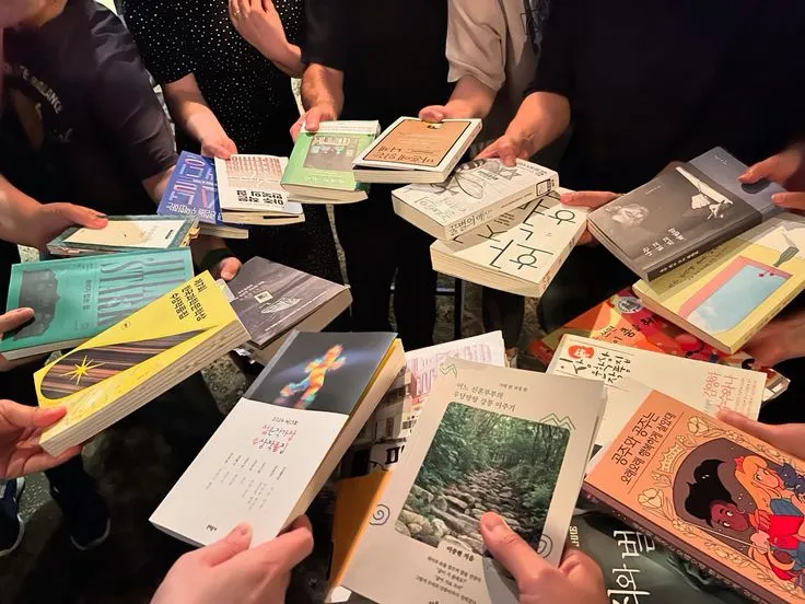 Cara Membuat Klub Baca Buku Nonfiksi di Sekolah: Panduan Lengkap + Modul Diskusi (Ilustrasi)