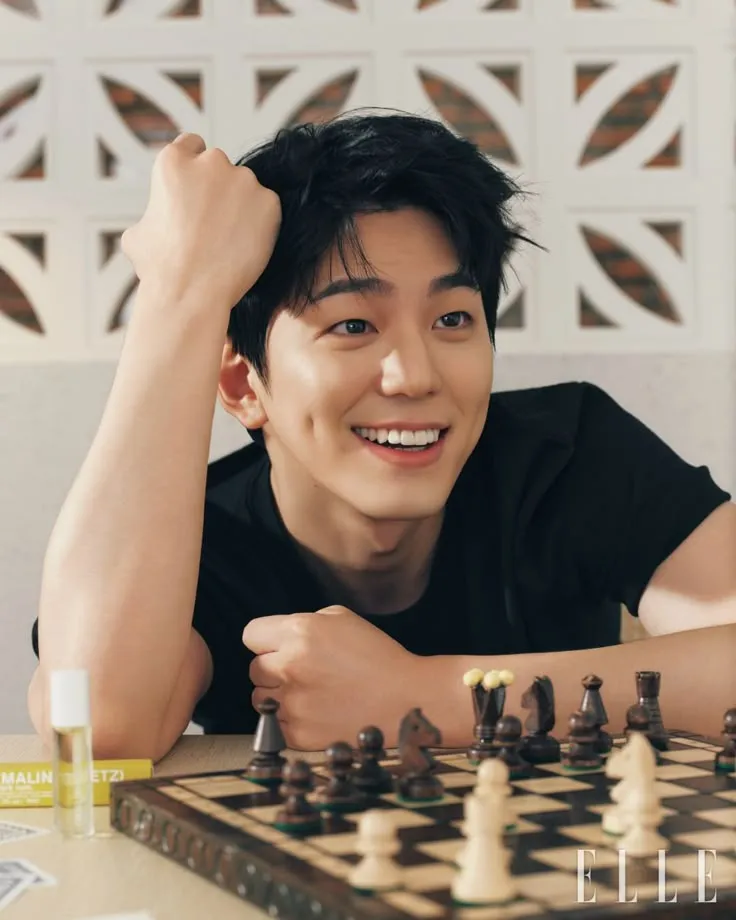 Mengubah Kekaguman Menjadi Cerita: Panduan Menulis Fanfiksi dari Sudut Pandang Psikologi Membaca (Ilustrasi)