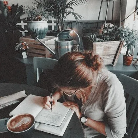 Menulis: Latihan Otak Paling Murah yang Sering Diremehkan (Ilustrasi)