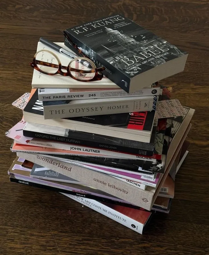 Genre Buku Paling Cuan untuk Penulis Indie: Mengapa Horor dan Thriller Masih Merajai Pasar? (Ilustrasi)