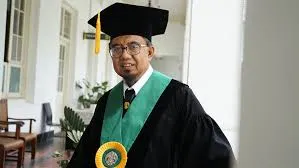 Prof. Dr. Drs. H. Kusmardi, M.Sc., CIRR